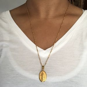 Gold necklace